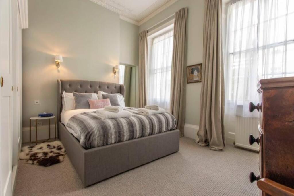 Stylish Georgian Retreat Leilighet Bath Eksteriør bilde